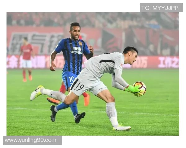 广州恒大与江苏苏宁精彩对决直播全程回顾与赛后分析